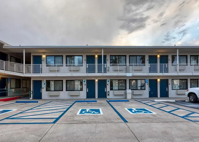 6-nogales, Az - Mariposa Road
