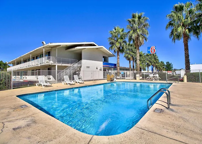 6-nogales, Az - Mariposa Road Hotel 2*